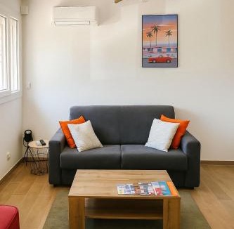 Boulouris-sur-Mer Apartment | Studio moderne et cosy à 2 pas de la mer