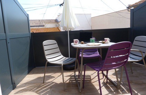 Valras-Plage Apartment | Studio No. 3 with a terrace and air conditioning, sleeps 4.