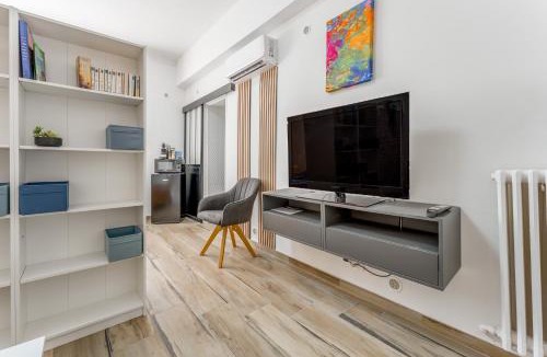 Paluds de Noves Apartment | Studio piscine Alpilles