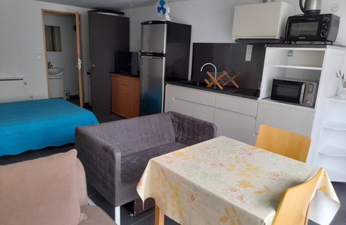 Avignon Apartment | Studio + private parking space