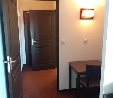 Quartier Administrations Apartment | Studio privatif dans Hôtel Résidence Nimes Gare