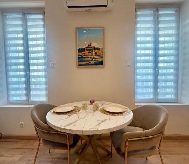 Baille Apartment | Studio spacieux avec clim & confort Marseille