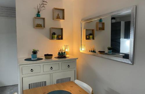 Cap d'Agde Apartment | Studio tout confort Climatisé avec Wifi à 2mn à pied de la plage