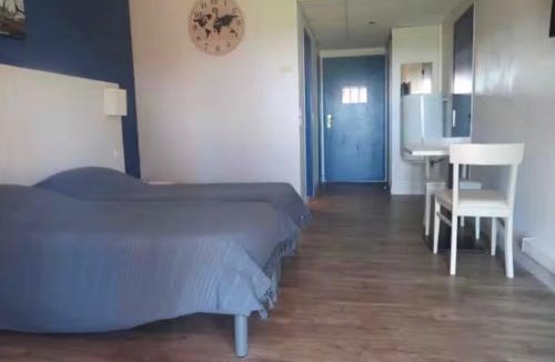 Arles Apartment | Studio village 9