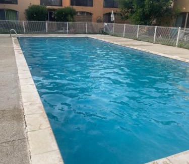 Arles Apartment | Studio village 9