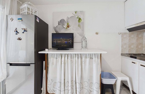 Marseillan Plage Apartment | Studio with pool, parking - 4 guests