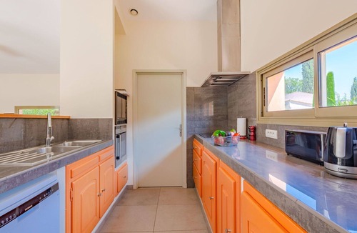 Saint-Cezaire-sur-Siagne House | Stunning private villa for 6 guests with WIFI, private pool, TV, terrace and pets allowed