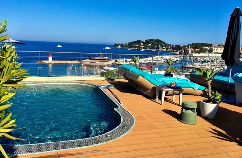 Saint-Jean-Cap-Ferrat Villa | Stunning beachfront Villa With Sea Views In The Heart Of St Jean Cap Ferrat
