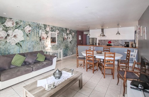 Lancon-Provence House | Stunning home in Lançon de Provence