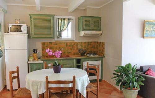 Lancon-Provence House | Stunning Home In Lancon De Provence
