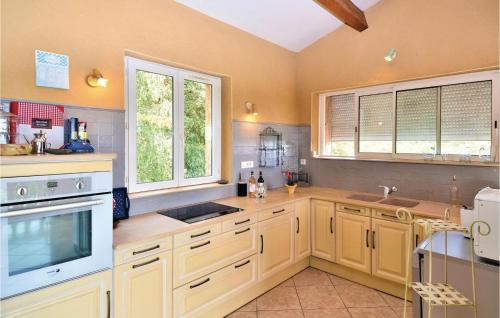 Montaren-et-Saint-Mediers House | Stunning Home In Montaren Et St Mediers
