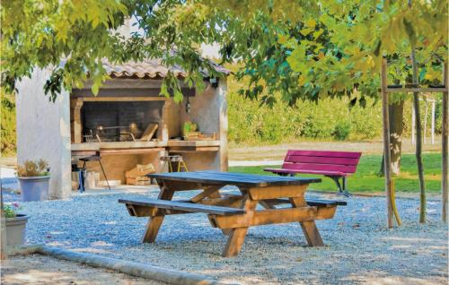 Raphele-les-Arles House | Stunning Home In Raphèle-Lès-Arles