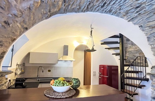 Lucinasco House | Stunning private villa for 7 guests with WIFI and patio