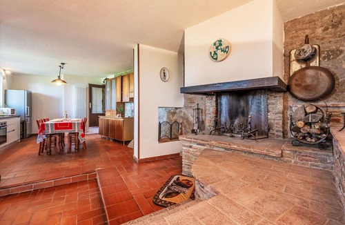 Piegaro Villa | Stunning private villa for 6 people with private pool, WIFI, A/C, TV, terrace and pets allowed