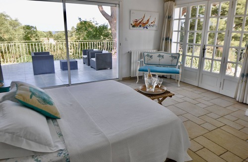 Cap-d'Antibes Villa | Stunning villa near beach with large pool. Sleeps 15