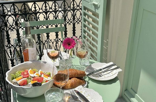 Centre Ville-Gare Apartment | ✪ Stylish apartment near the beach in the heart of Nice ✪