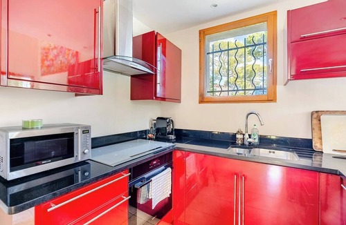 Cap-d'Antibes Villa | Stylish, Contemporary Villa heated pool, 10 mins walk to Beach