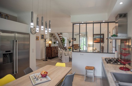 Cereste House | Stylish family home with piano and private pool