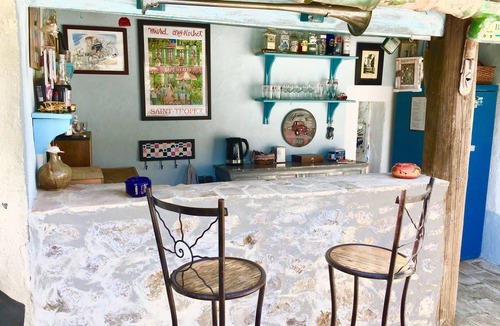 Tourbes Villa | Stylish villa with landscaped pool set in large secluded garden close to Pezenas