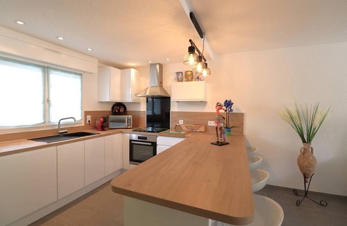 Le Grau-Du-Roi Apartment | Sublime apartment 67m2 ground floor air conditioning swimming pool parking