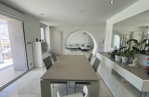 La Crau House | Sublime Mas Provencal with swimming pool between sea and countryside
