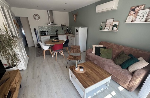 Bellegarde Apartment | Sublime, peaceful cottage on Bellegarde between Nimes and Arles