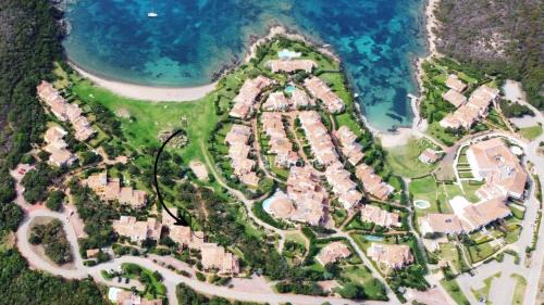 Capo Ferro Apartment | Suite Rea Beachfront - Giardino & Spiaggia Privata - by Coral Property