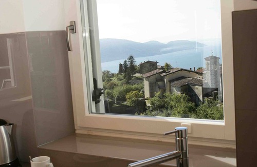 Aer Apartment | Suite with hydromassage, 6 beds, breathtaking lake view, swimming pool
