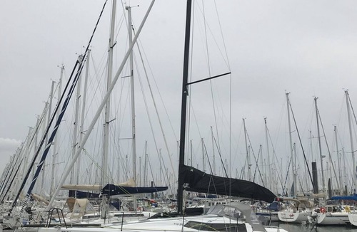 La Faviere Boat Rental | Sun-Kissed Sailing Adventure in Provence-Alpes-Côte d'Azur