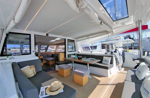 Port Cogolin Boat Rental | Sun-Kissed Sailing Adventure in Provence-Alpes-Côte d'Azur