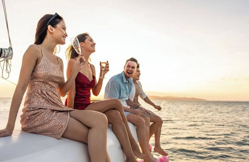Toulon - Hyeres Boat Rental | Sun-Kissed Sailing Adventure in Provence-Alpes-Côte d'Azur