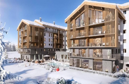La Salle-les-Alpes Apartment | Sunny Alpine Retreat with Sauna, Pool