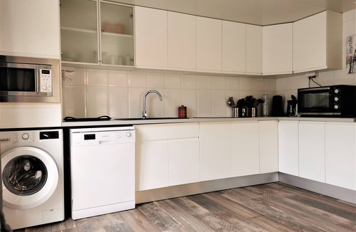 Hyeres House | Sunny Garden Cottage - Hyères, 5 minutes from the beaches