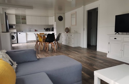 Hyeres House | Sunny Garden Cottage - Hyères, 5 minutes from the beaches