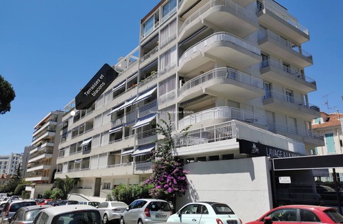 Cannes Apartment | Super Appart 50 m from Martinez and the Croisette