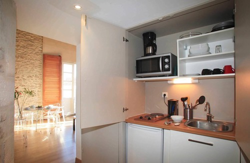 Quartier Administrations Apartment | Super Endroit ! Suite Équipée, Climatisation