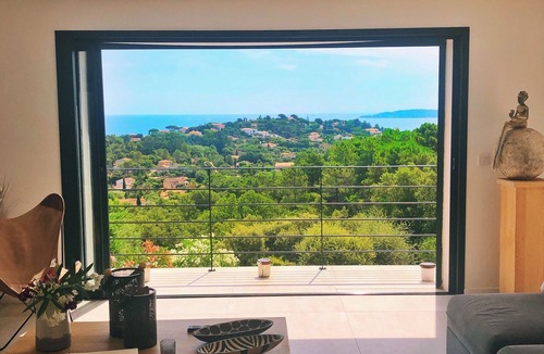 Guerrevieille House | Super house, Sea View, Beach Private + private Boat, tennis, swimming pool