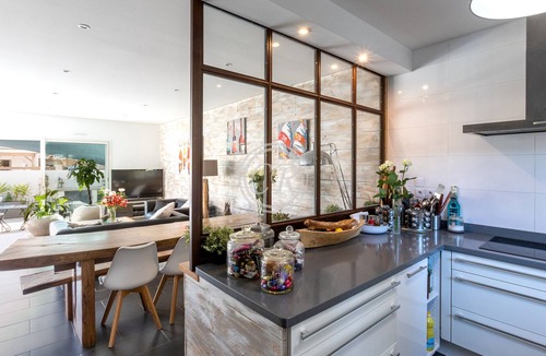 Hyeres Villa | Superb contemporary villa PIED DANS L'EAU - plage de l'Ayguade/with plancha