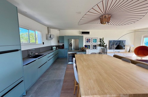 Palavas-les-Flots Apartment | SUPERB DUPLEX SEA VIEW AND ROOFTOP 360° VIEW
