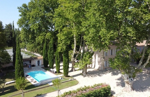 Senas House | Superb Mas/Bastide XVIII Provençal, authenticity Calm magnificent view Alpilles