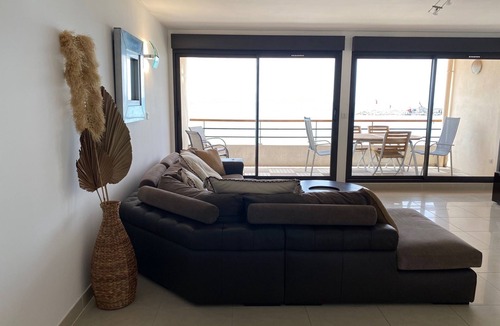 Les Lecques Apartment | SUPERB NEW APPT FRONT DE MER LES LECQUES ST CYR SUR MER