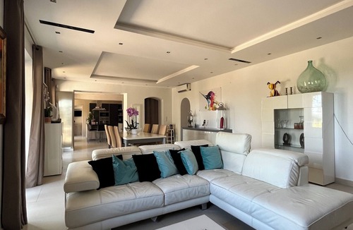 Mougins House | Superb Provencal stone farmhouse, pool, modern, 4 bedrooms, 2 bathrooms