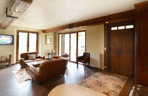 Arles Villa | Superb provencal villa with heated pool in Moulès, in Camargue - 12 persons