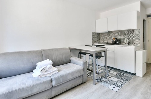 Prado-Perier Apartment | Superb studio near Prado beach