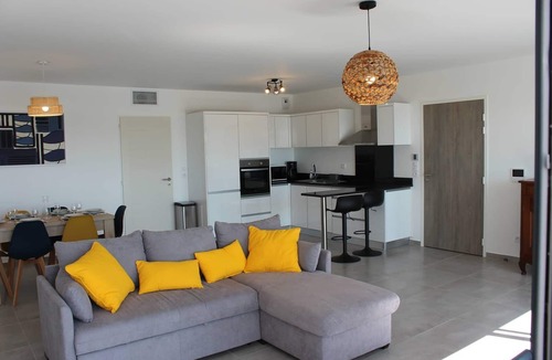 Saint-Cyprien Plage Apartment | Superb two-bedroom flat in a luxury residence with private parking - 6LACOR3