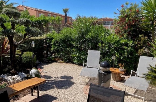 Cap d'Agde House | SUPERB VILLA 80 m2 in DUPLEX, 6 pers, 3 bedrooms, 2 bathrooms + garage and garden