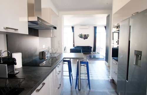 Carnot House | Superb villa in Cannes - residential area with all amenities