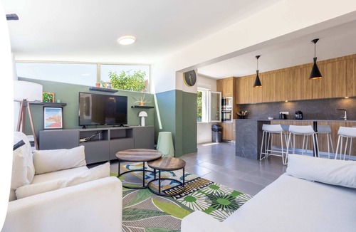 Valras-Plage House | Superb Villa with Private Pool
