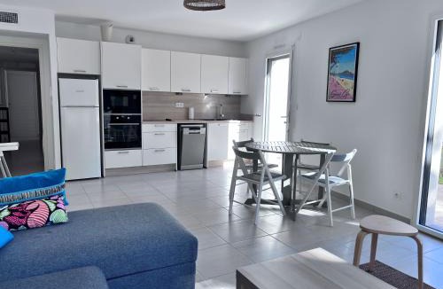 Les Lecques Apartment | Superbe T3 avec jardin, résidence avec piscine et accés plages