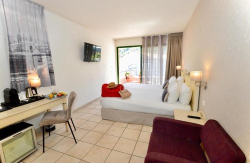 Gemenos Hotel | Sure Hotel by Best Western Gemenos en Provence